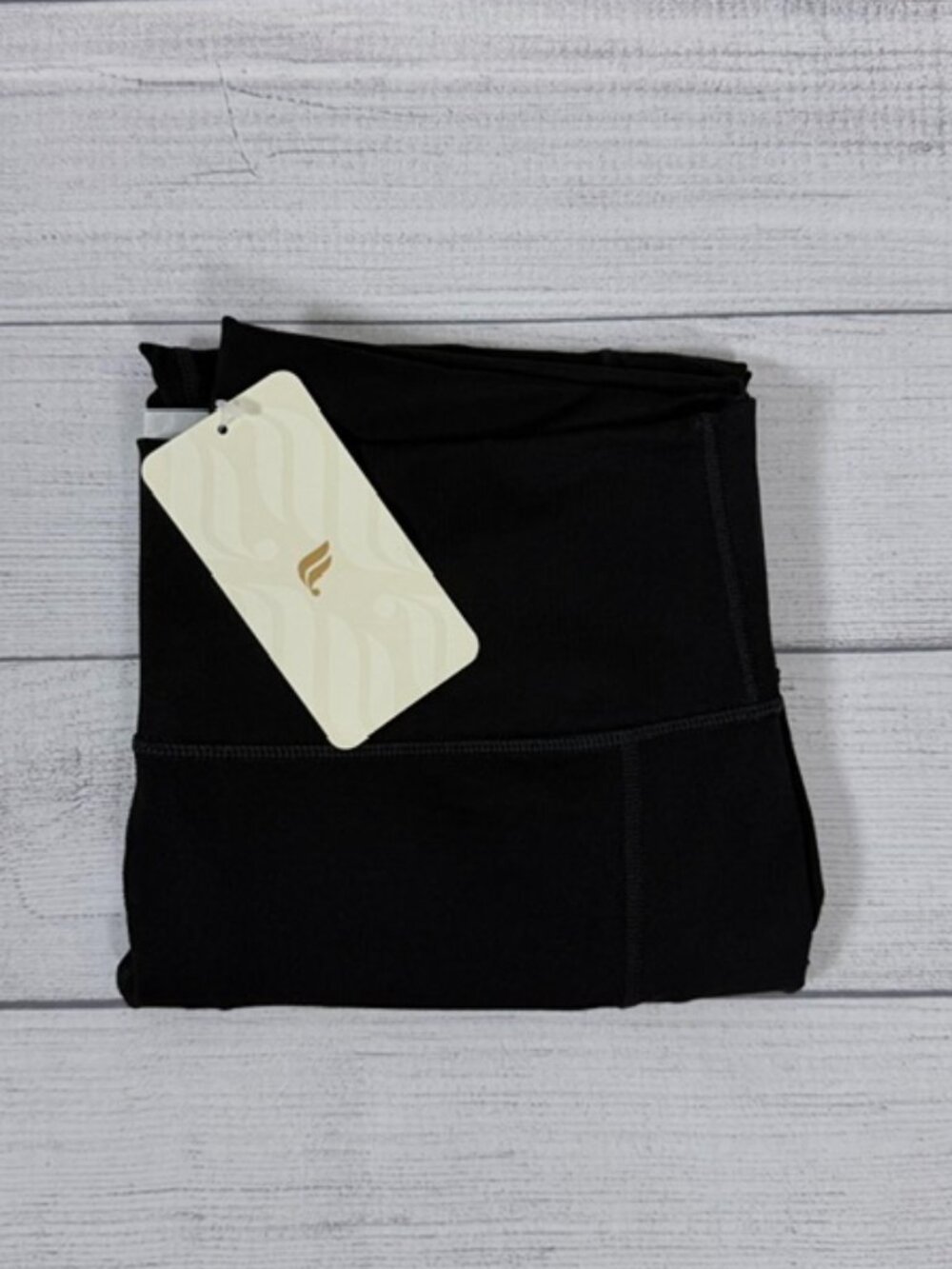 🖤NWT Fabletics Mila PowerHold High-Waisted Pocket Capri Leggings Black XL - Picture 8 of 12